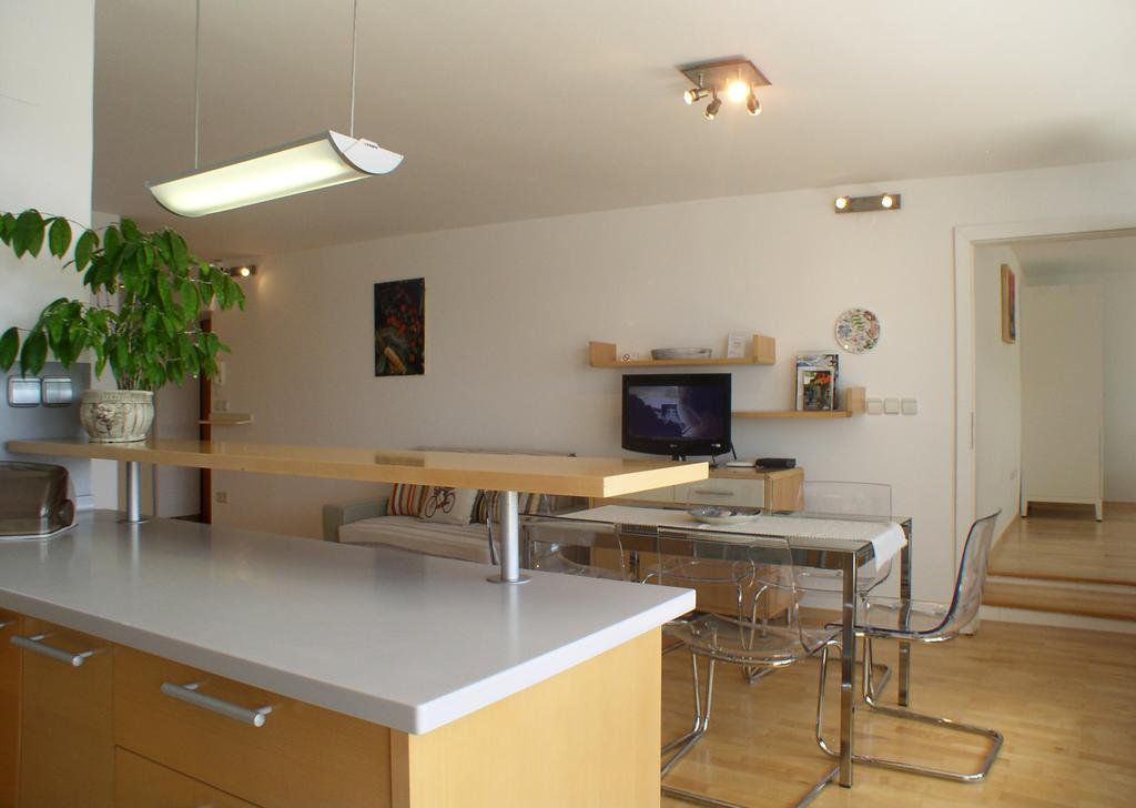 Charming Terrace Apartments Ana And Maria Tour As Lubiana Camera foto